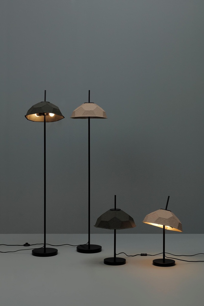 Lampada da tavolo paralume in cartone riciclato tortora D37xD37x60h cm - Samnite