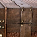 Baule in legno marrone rettangolare
