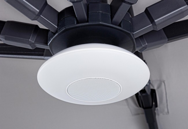 Lampada Speaker con LED per ombrellone - Luce colorata, ricaricabile e bluetooth
