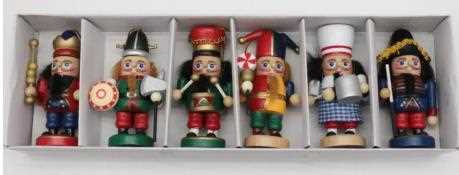 Confezione di 6 soldatini di legno cm27x4h14